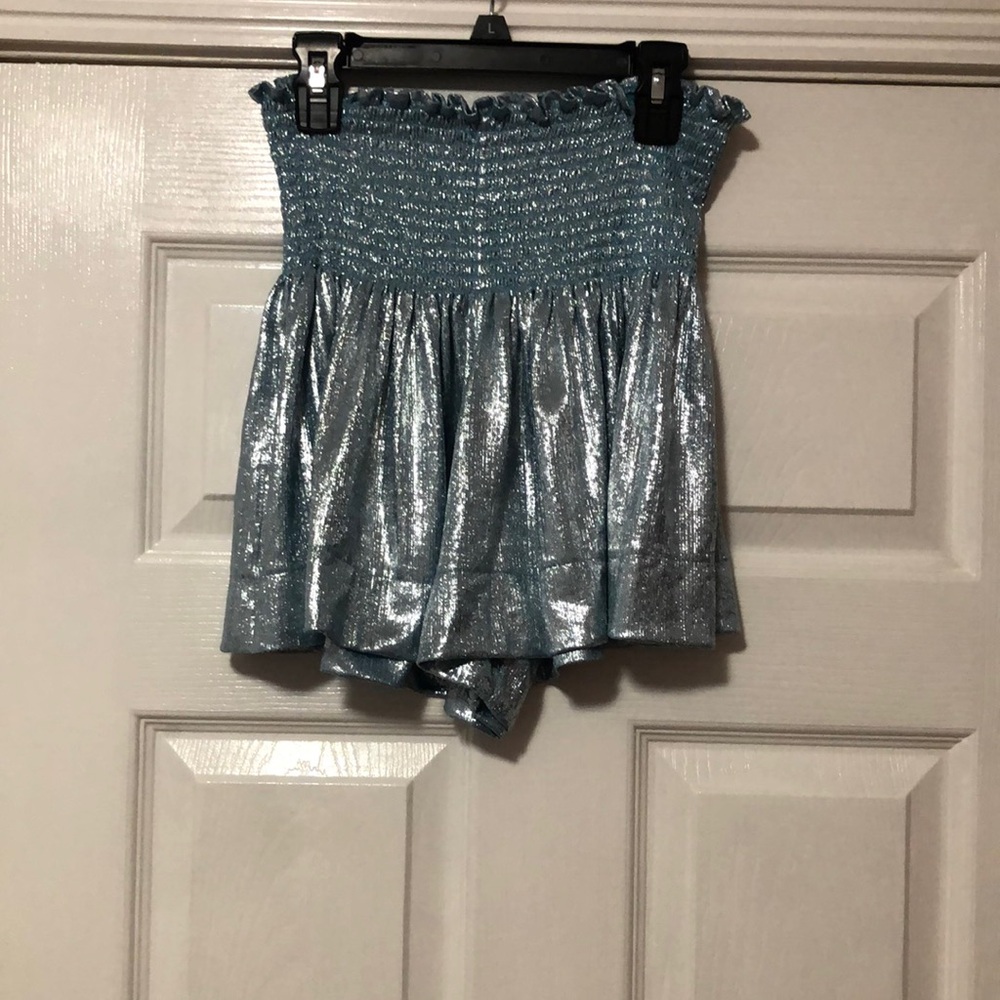 Queen of sparkle shorts size small